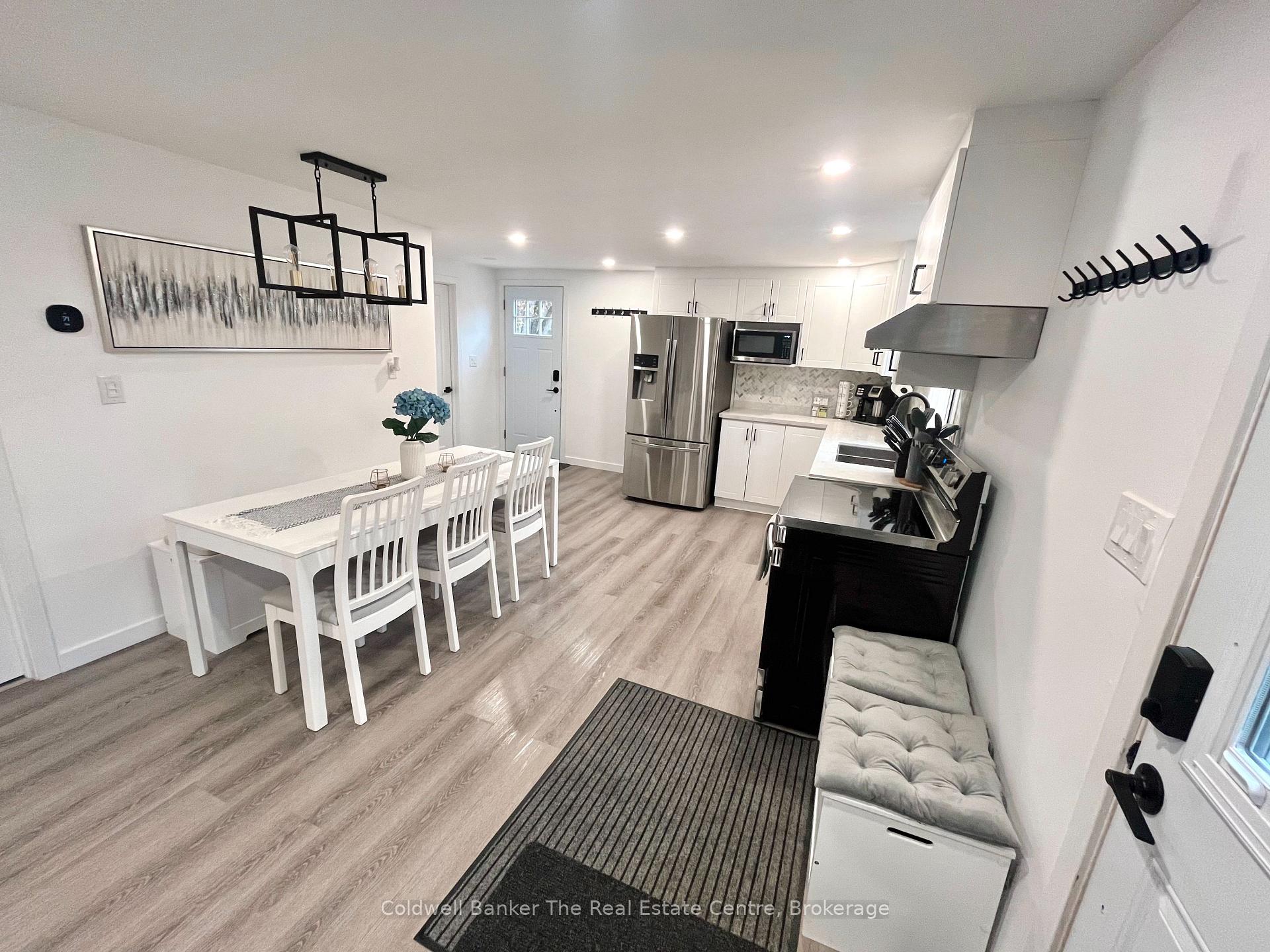 Photo 3 of 210 Jones Road, Gravenhurst, Muskoka (S) — HOMEH