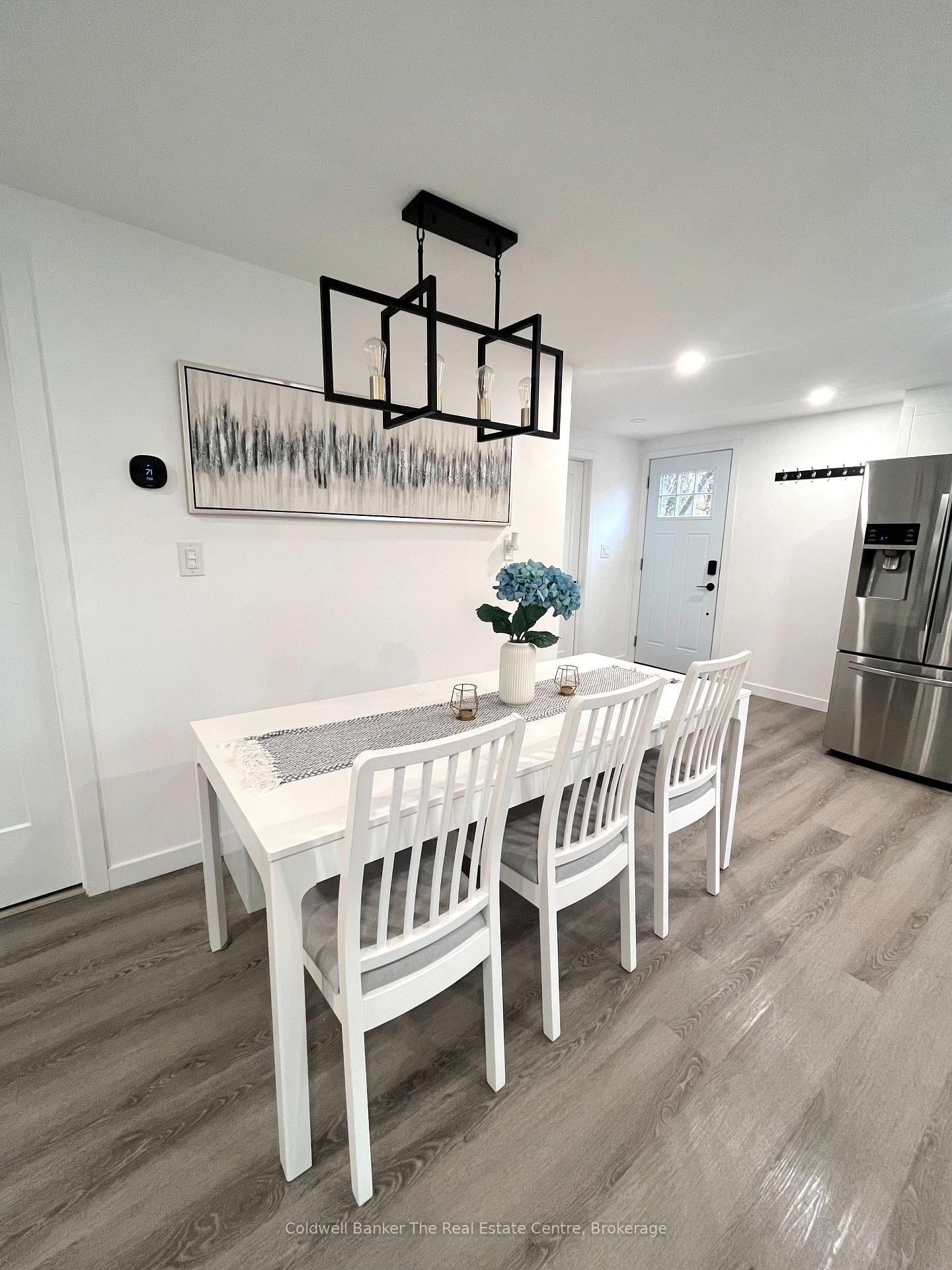Photo 4 of 210 Jones Road, Gravenhurst, Muskoka (S) — HOMEH