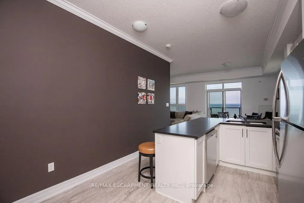 Photo 7 of Unit 608, 101 Shoreview Place, Hamilton, Stoney Creek — HOMEH
