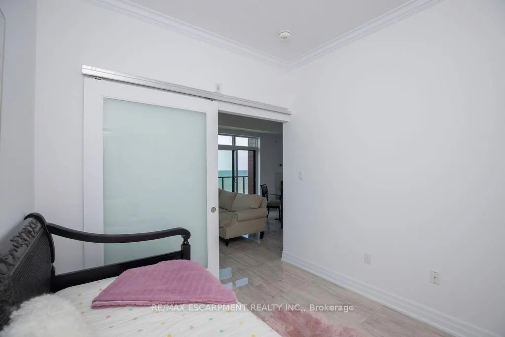 Photo 16 of Unit 608, 101 Shoreview Place, Hamilton, Stoney Creek — HOMEH