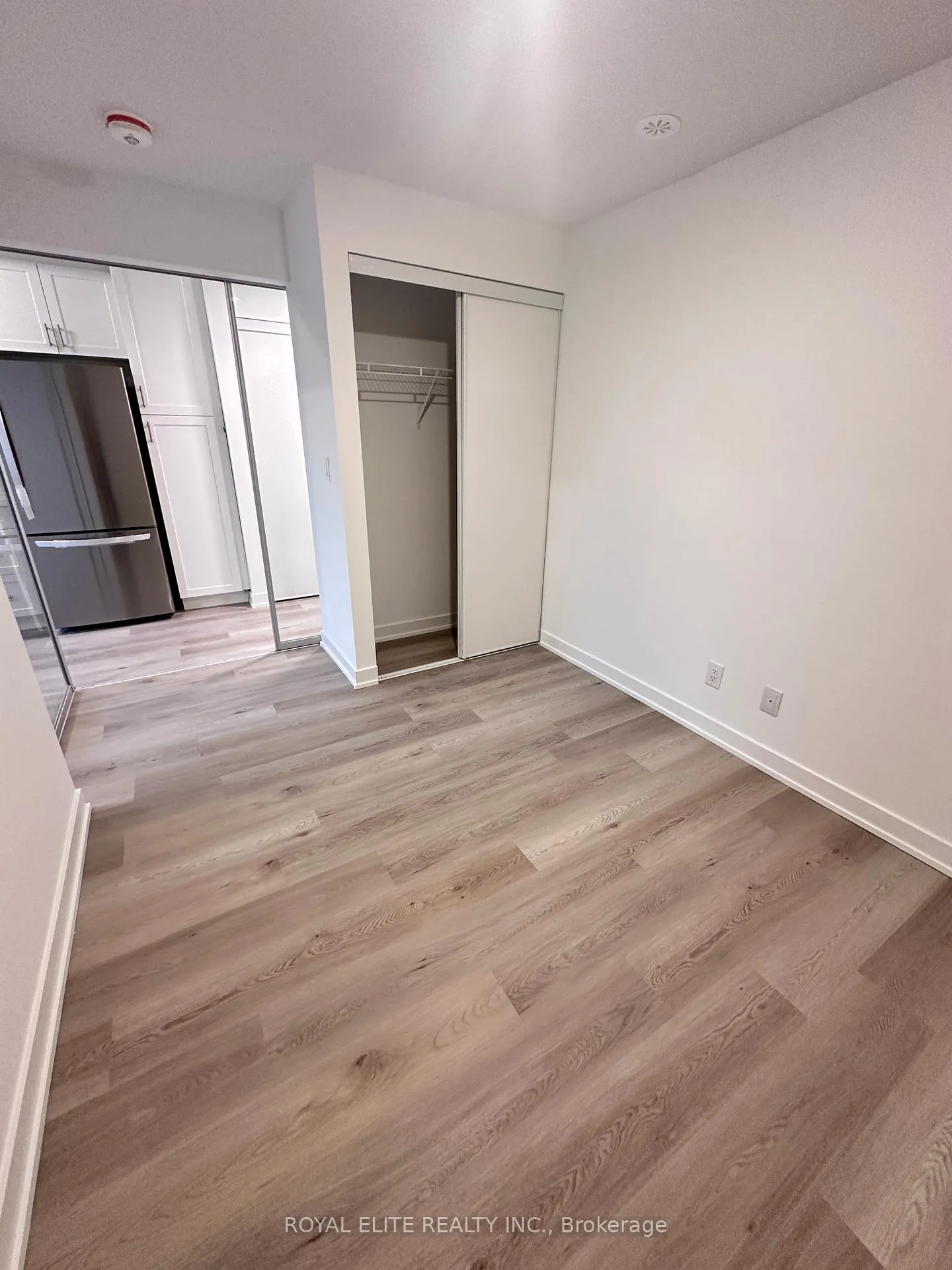 Photo 3 of 1477 O'Connor Drive, Toronto, East York — HOMEH