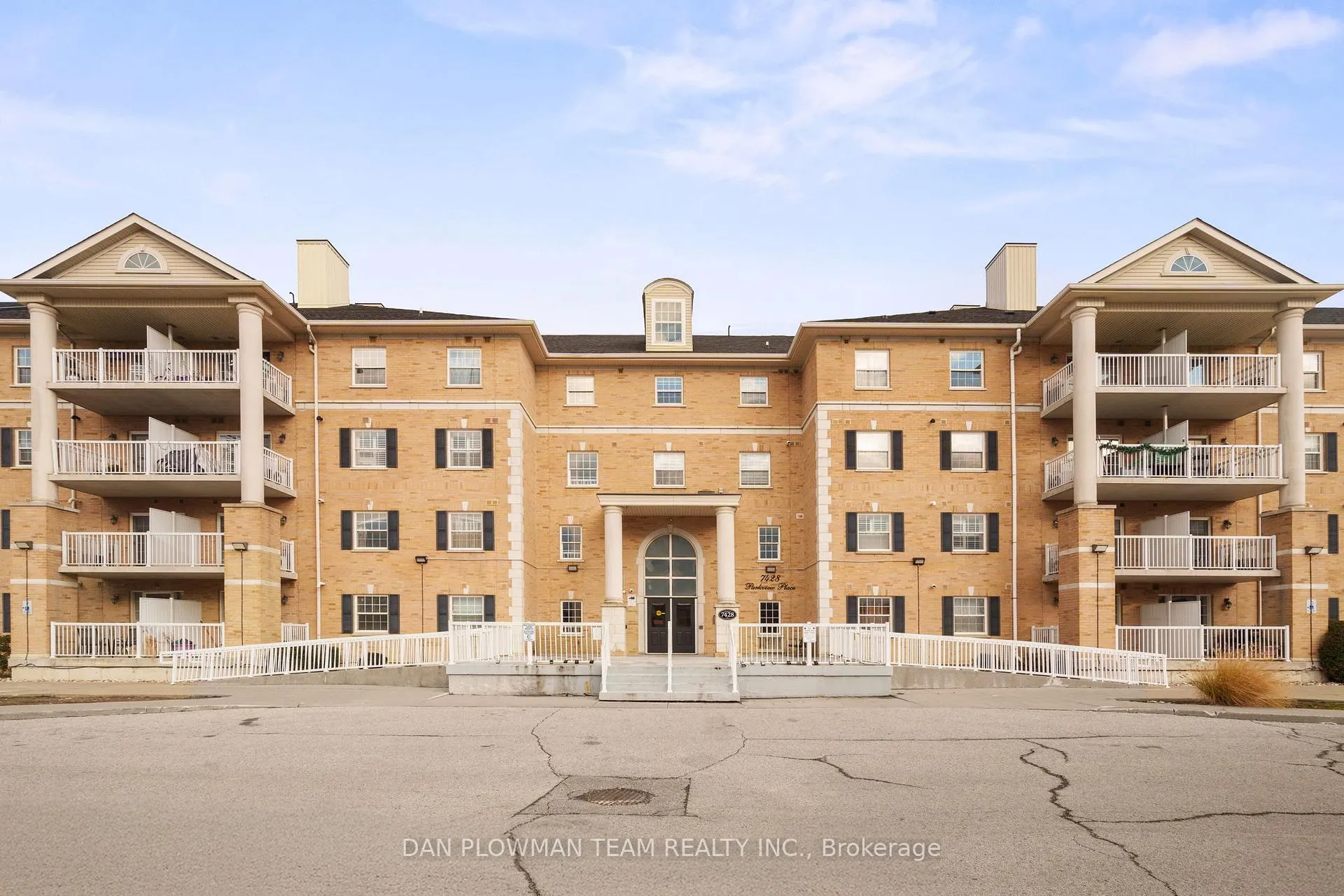Photo 2 of Unit 201, 7428 Markham Road, Markham, Middlefield — HOMEH