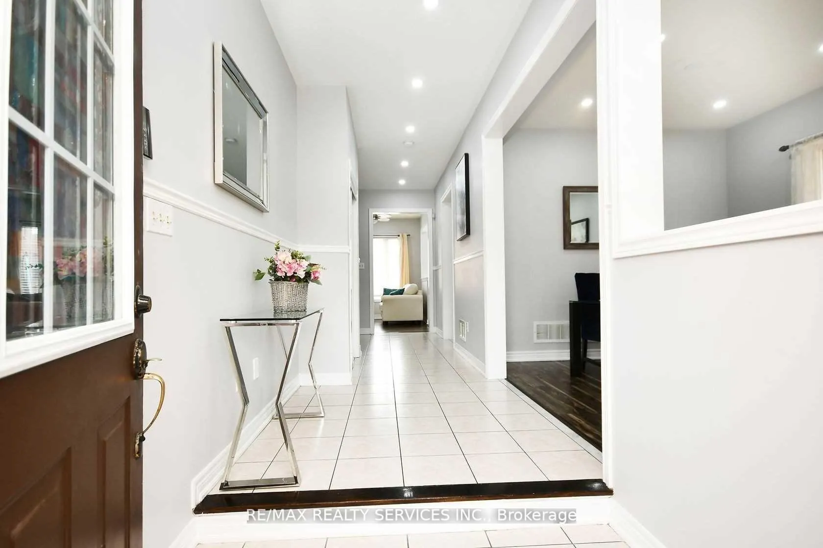 Photo 2 of 17 Eagle Plains (UPPER) Drive, Brampton, Sandringham-Wellington — HOMEH