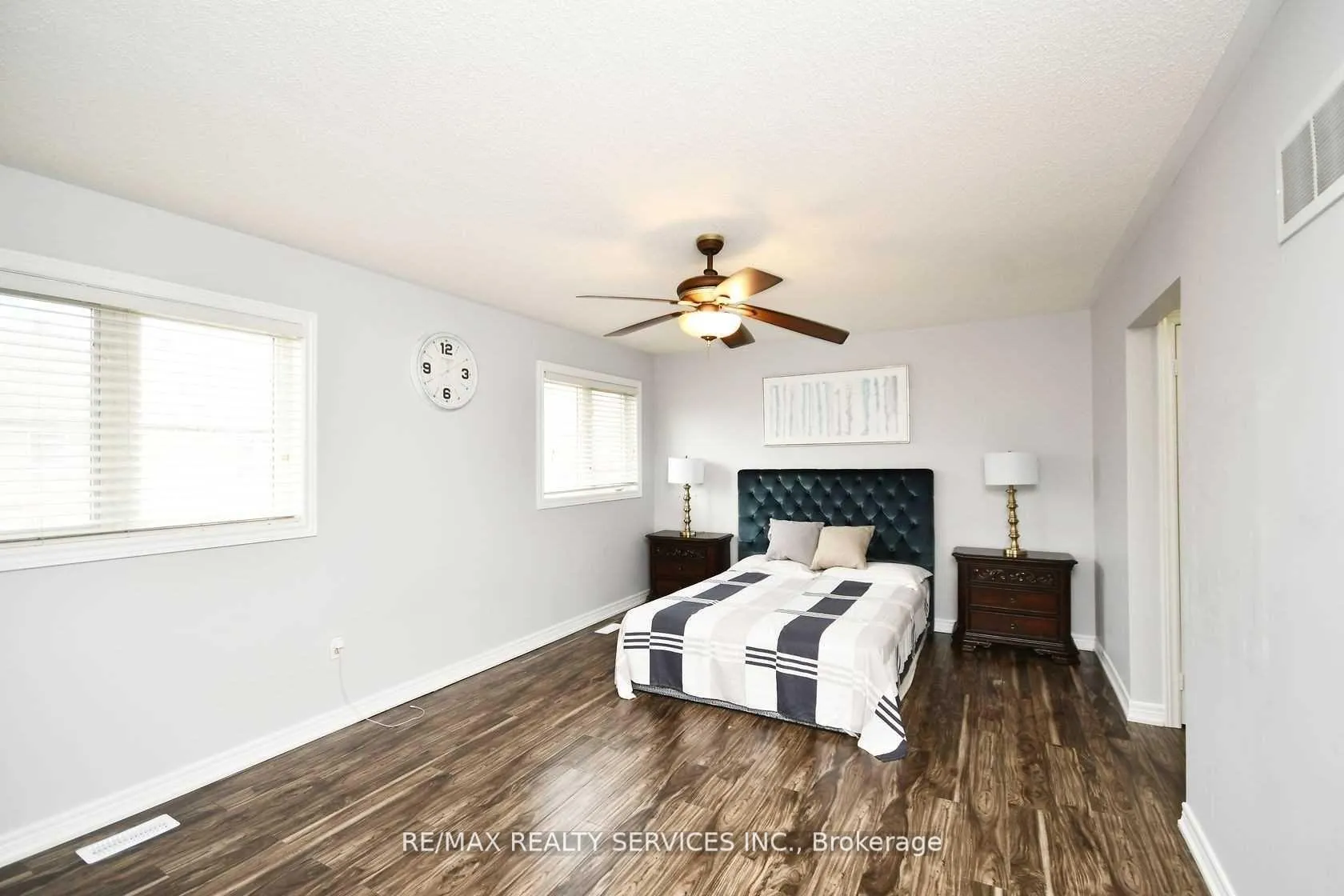 Photo 16 of 17 Eagle Plains (UPPER) Drive, Brampton, Sandringham-Wellington — HOMEH