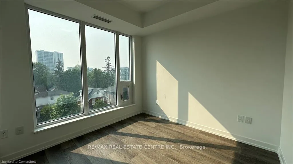 Photo 12 of Unit 410, 15 Wellington Street, Kitchener — HOMEH