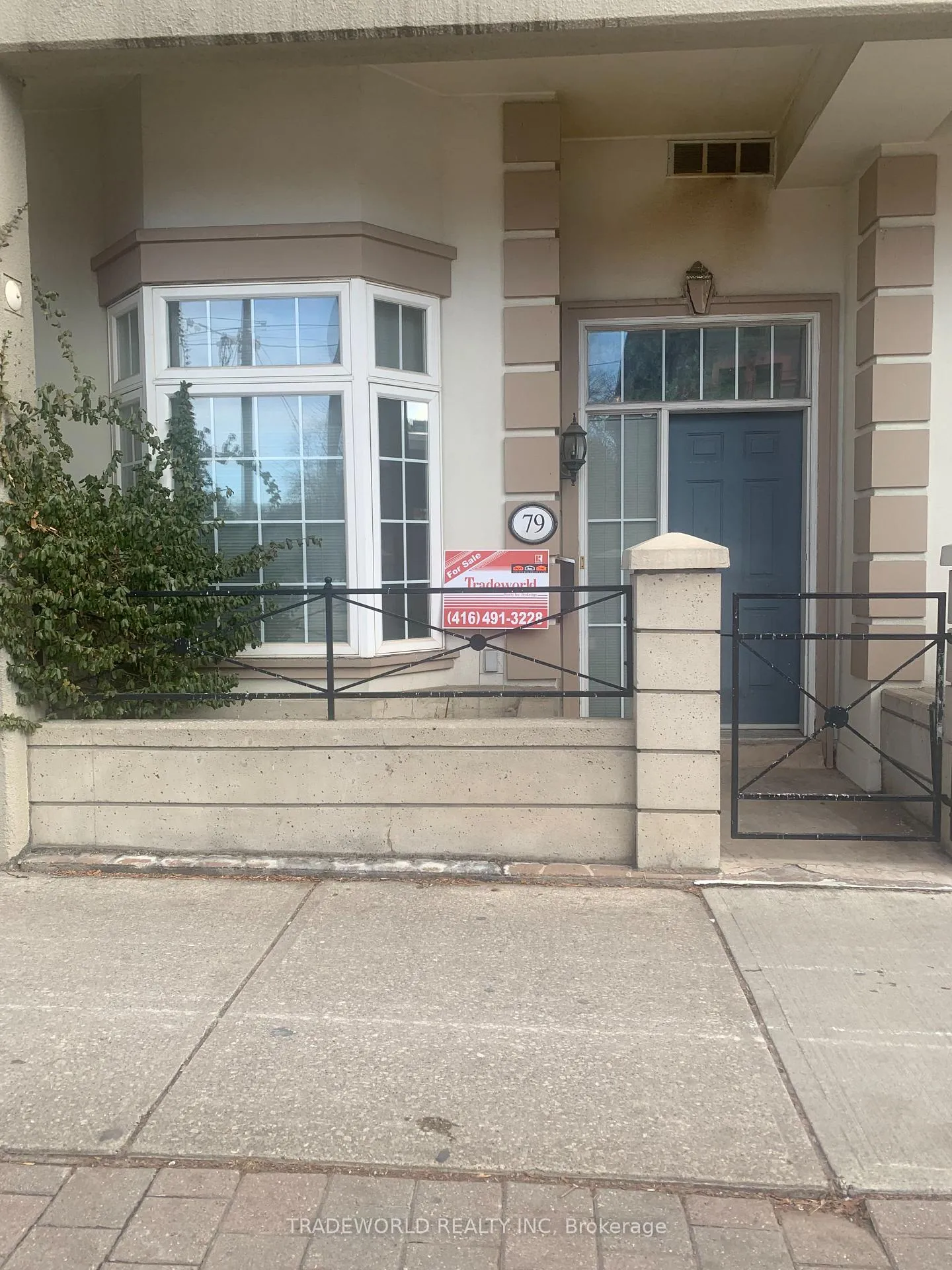 Front of Unit 164, 79 McCaul Street