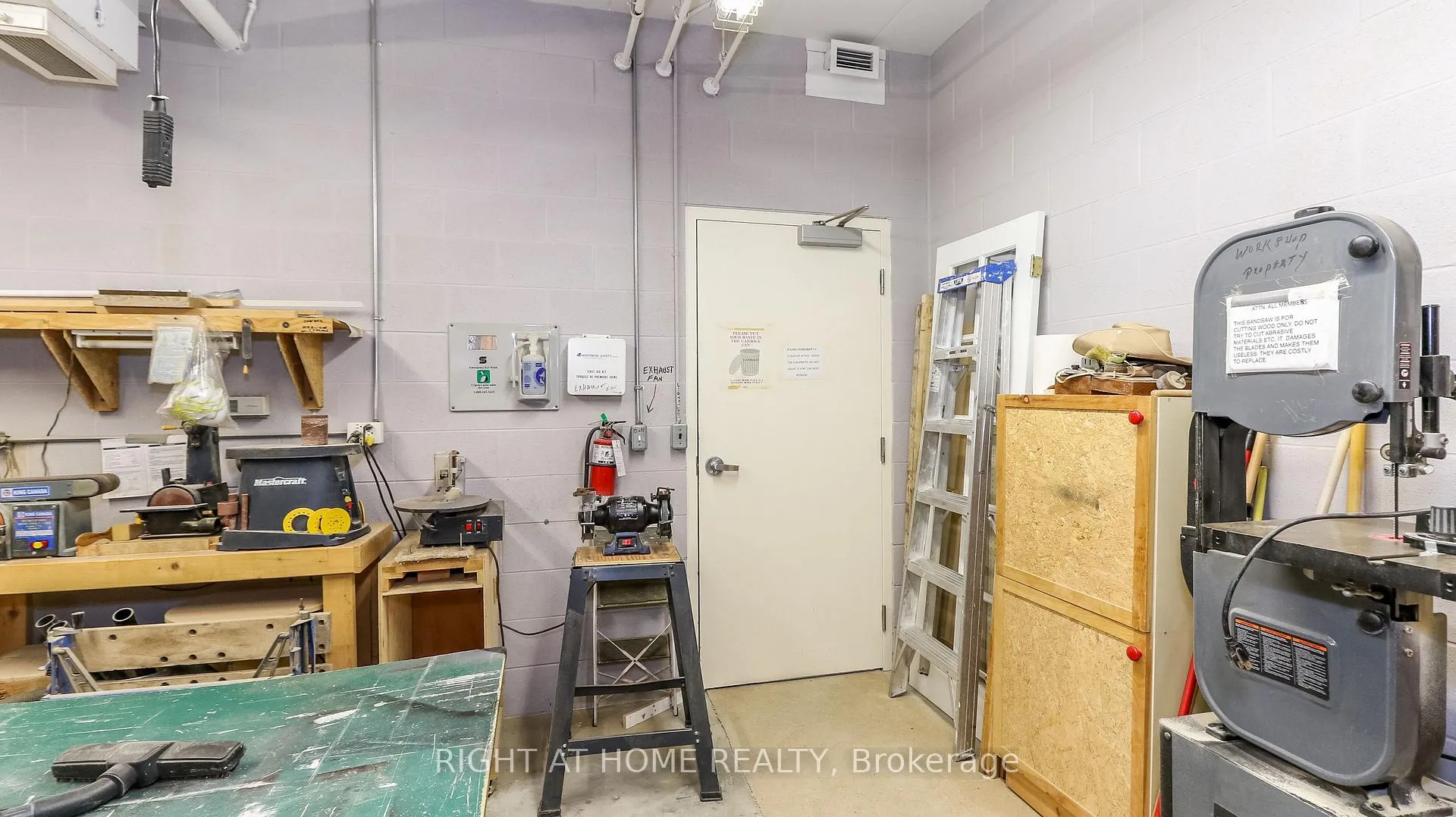 Photo 33 of Unit 203, 90 Dean Avenue, Barrie, Painswick South — HOMEH