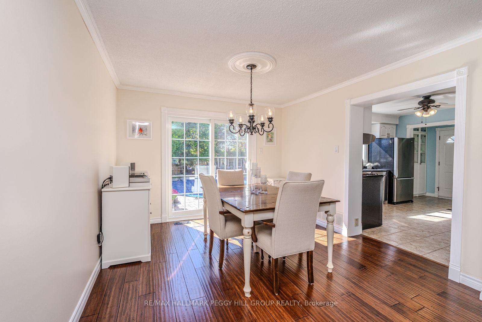 Photo 4 of 136 Oren Boulevard, Barrie, Sunnidale — HOMEH