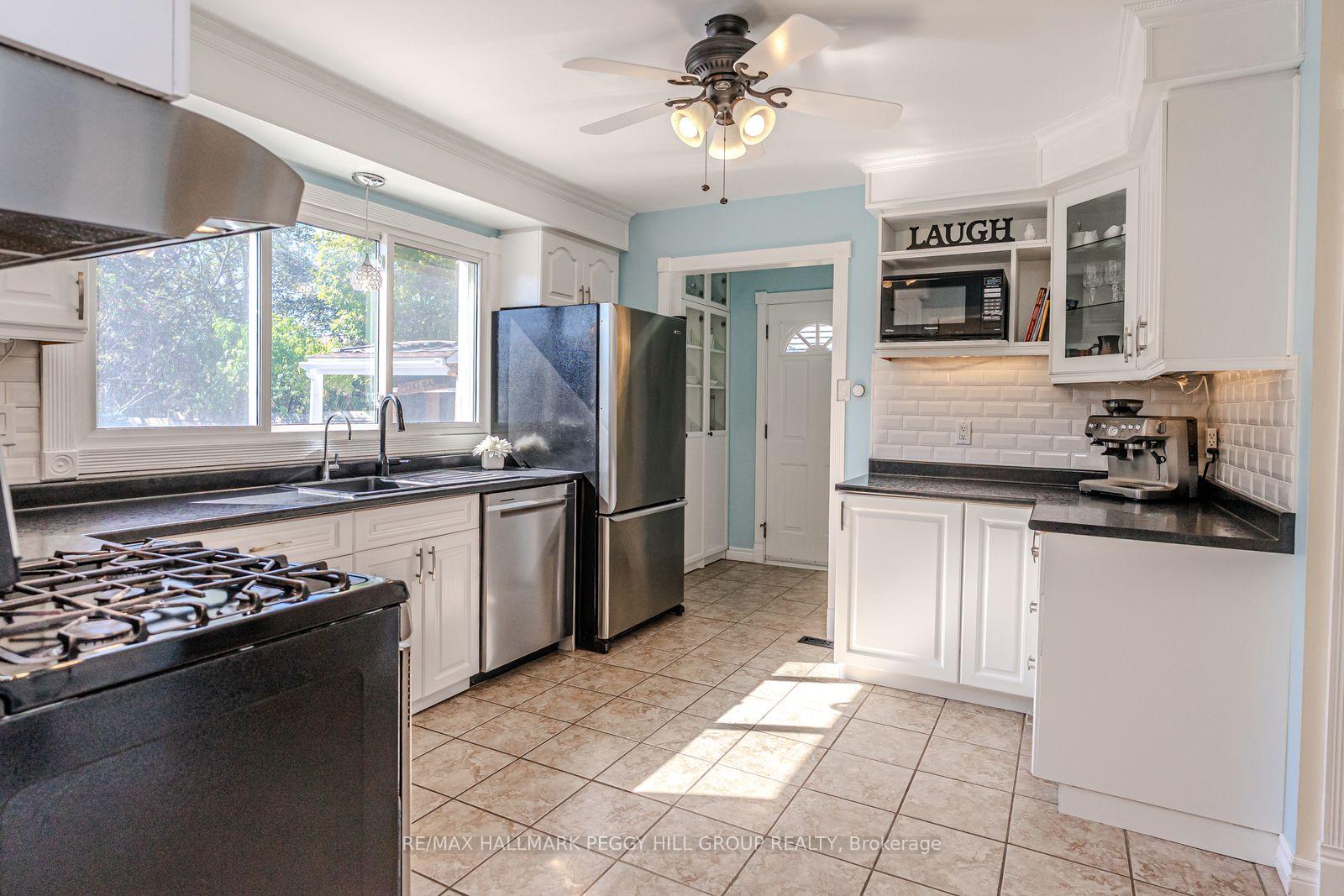 Photo 6 of 136 Oren Boulevard, Barrie, Sunnidale — HOMEH