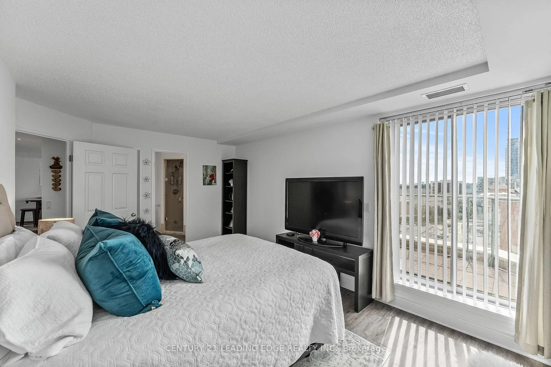 Photo 23 of Unit Ph6, 135 Pond Drive, Markham, Commerce Valley — HOMEH