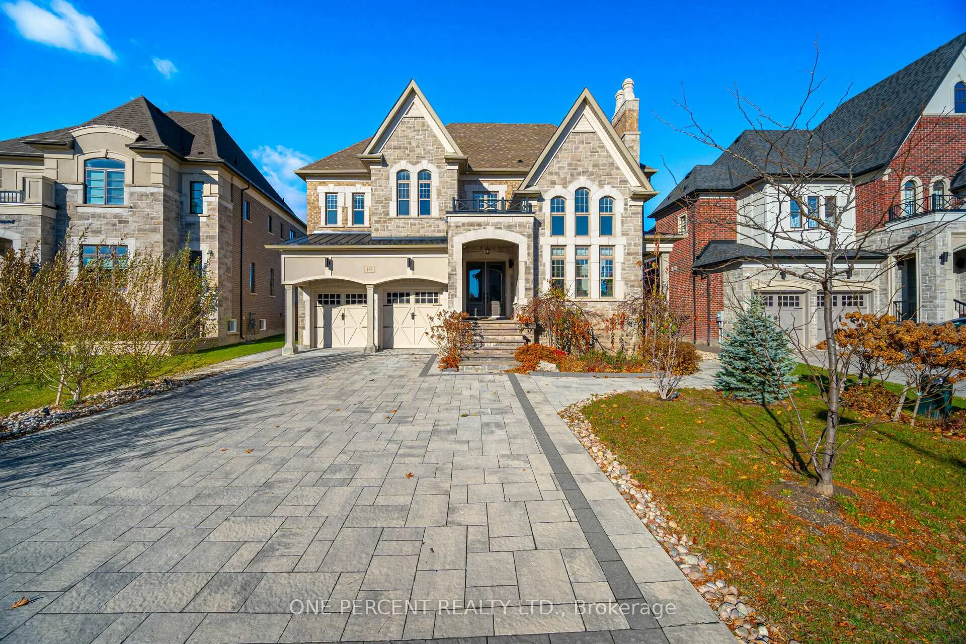 Photo 1 of 187 Carmichael Crescent, King, King City — HOMEH