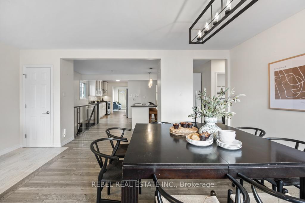 Photo 8 of 21 Woodhouse Crescent, Ajax, South East — HOMEH