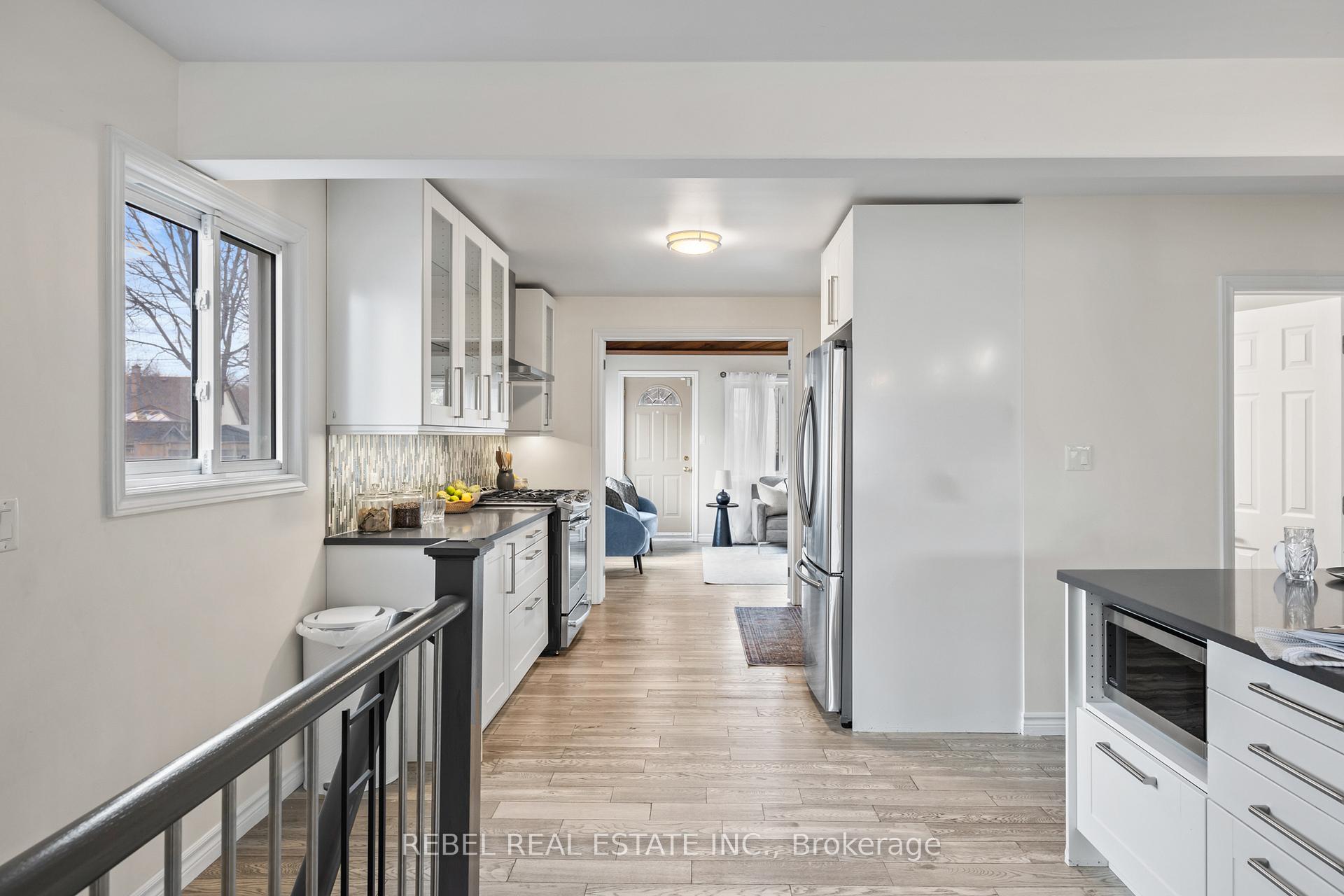 Photo 9 of 21 Woodhouse Crescent, Ajax, South East — HOMEH