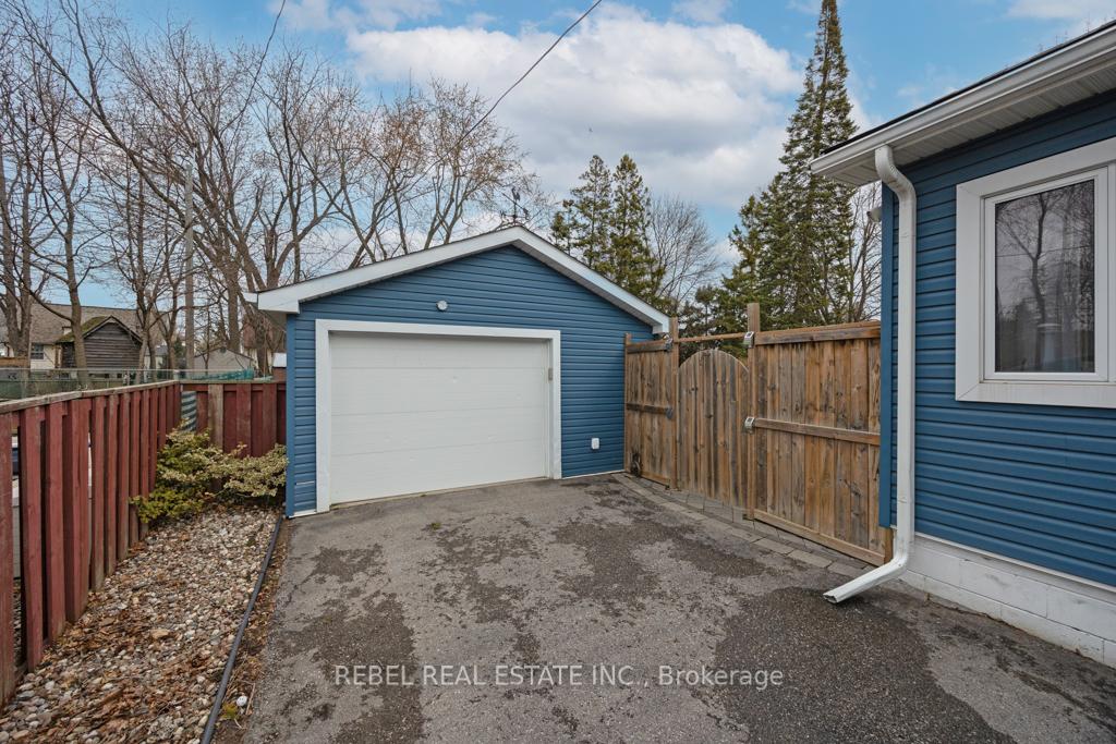 Photo 45 of 21 Woodhouse Crescent, Ajax, South East — HOMEH