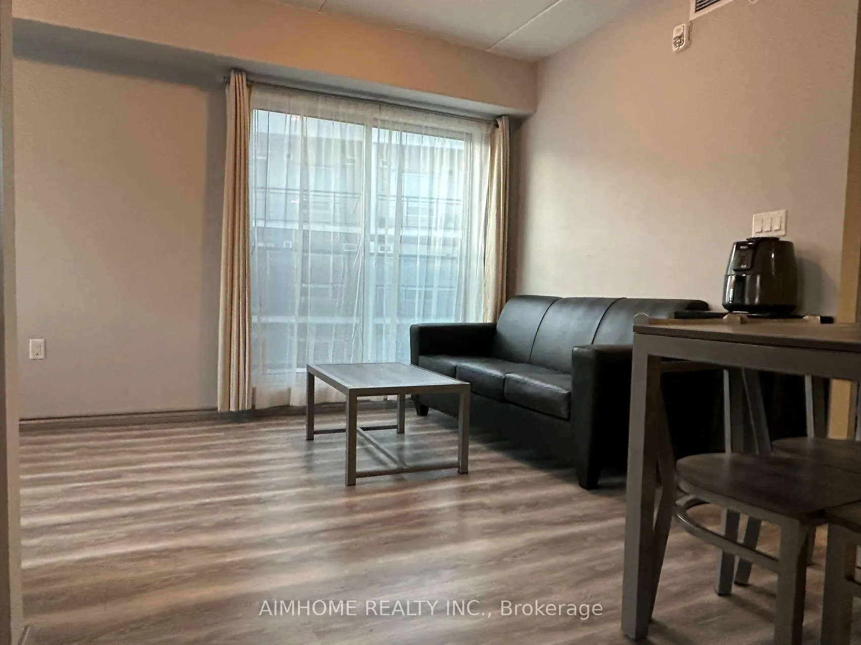 Photo 6 of Unit H607, 275 Larch Street, Waterloo — HOMEH