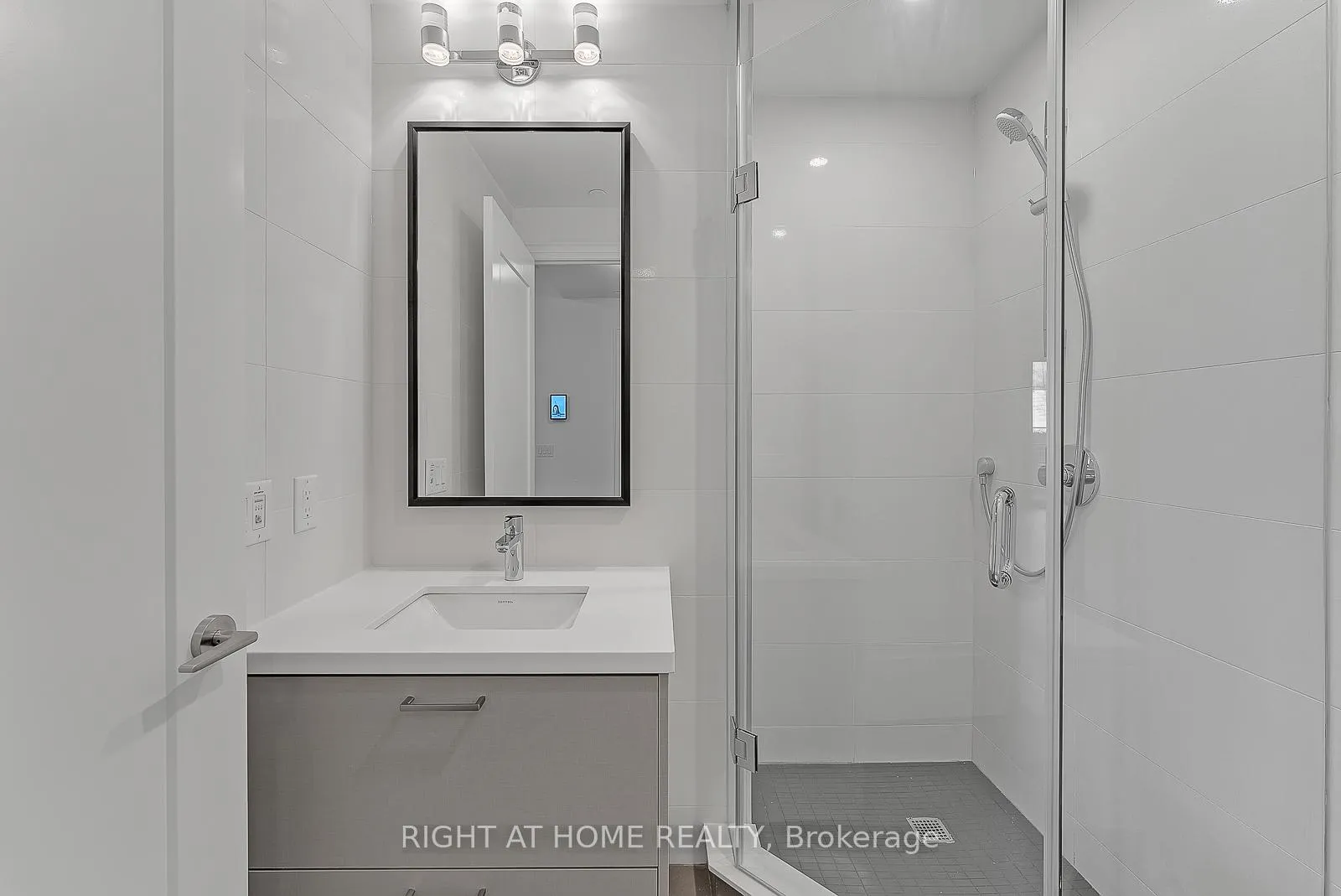 Photo 20 of Unit 225, 280 Howland Avenue, Toronto, Casa Loma — HOMEH