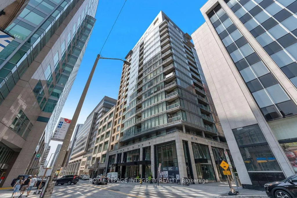 Front of Unit 802, 101 Queen Street