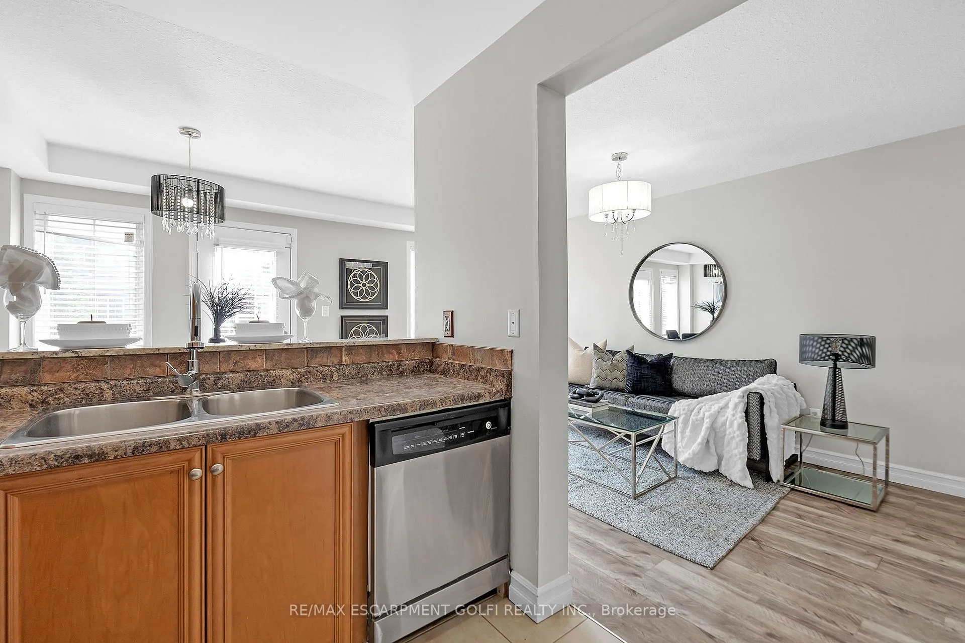 Photo 17 of Unit 12, 151 Green Road, Hamilton, Corman — HOMEH
