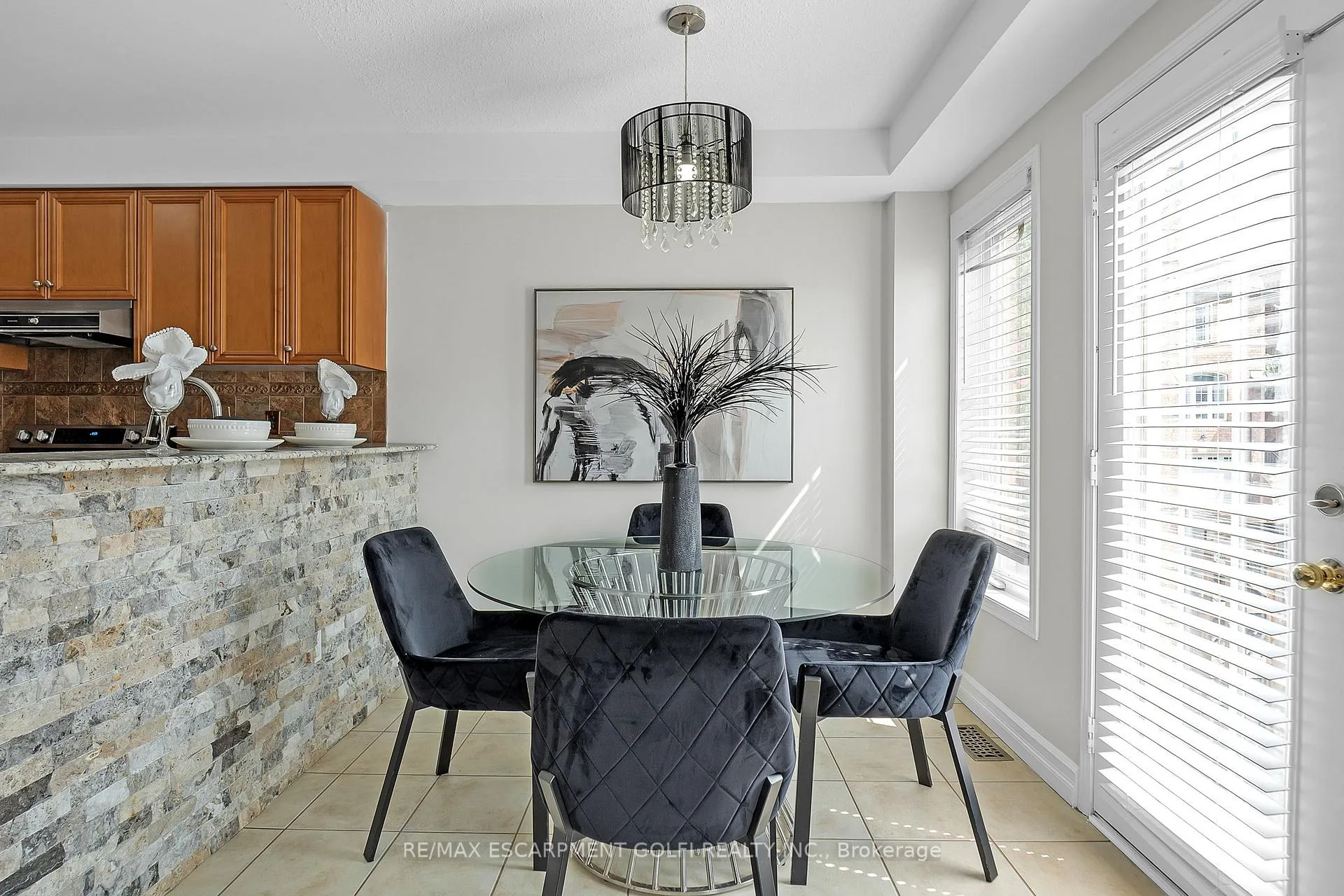 Photo 18 of Unit 12, 151 Green Road, Hamilton, Corman — HOMEH