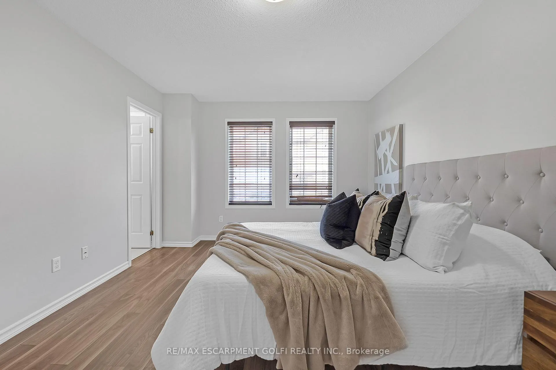 Photo 23 of Unit 12, 151 Green Road, Hamilton, Corman — HOMEH
