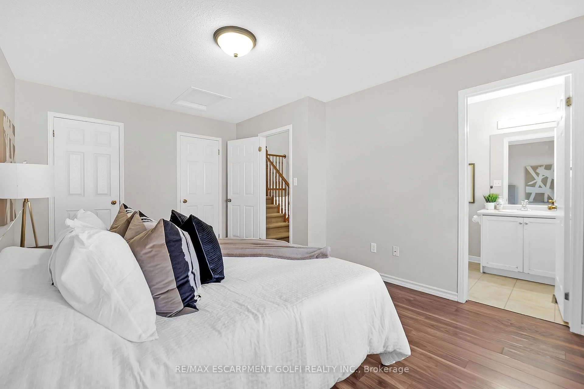 Photo 24 of Unit 12, 151 Green Road, Hamilton, Corman — HOMEH