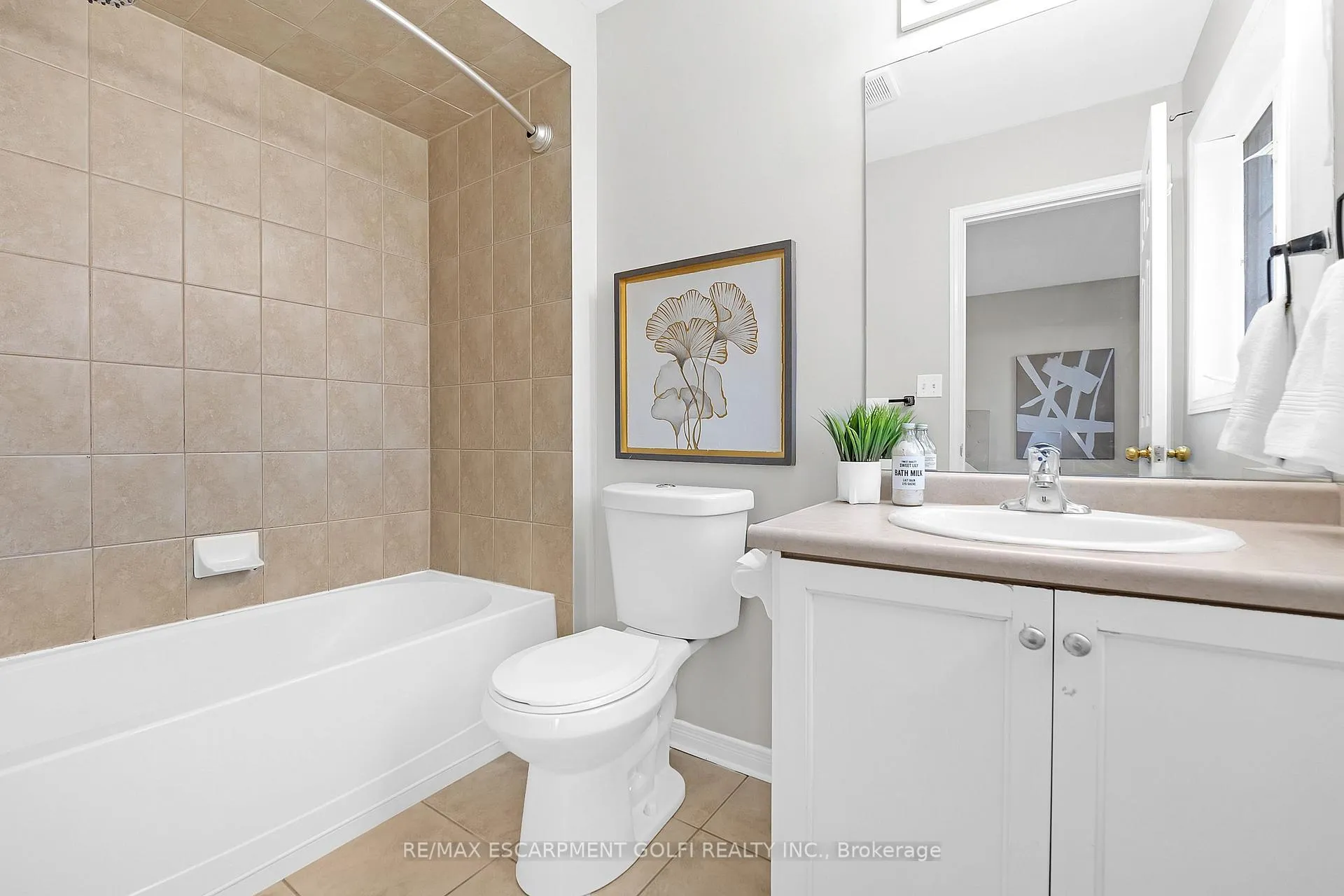 Photo 25 of Unit 12, 151 Green Road, Hamilton, Corman — HOMEH