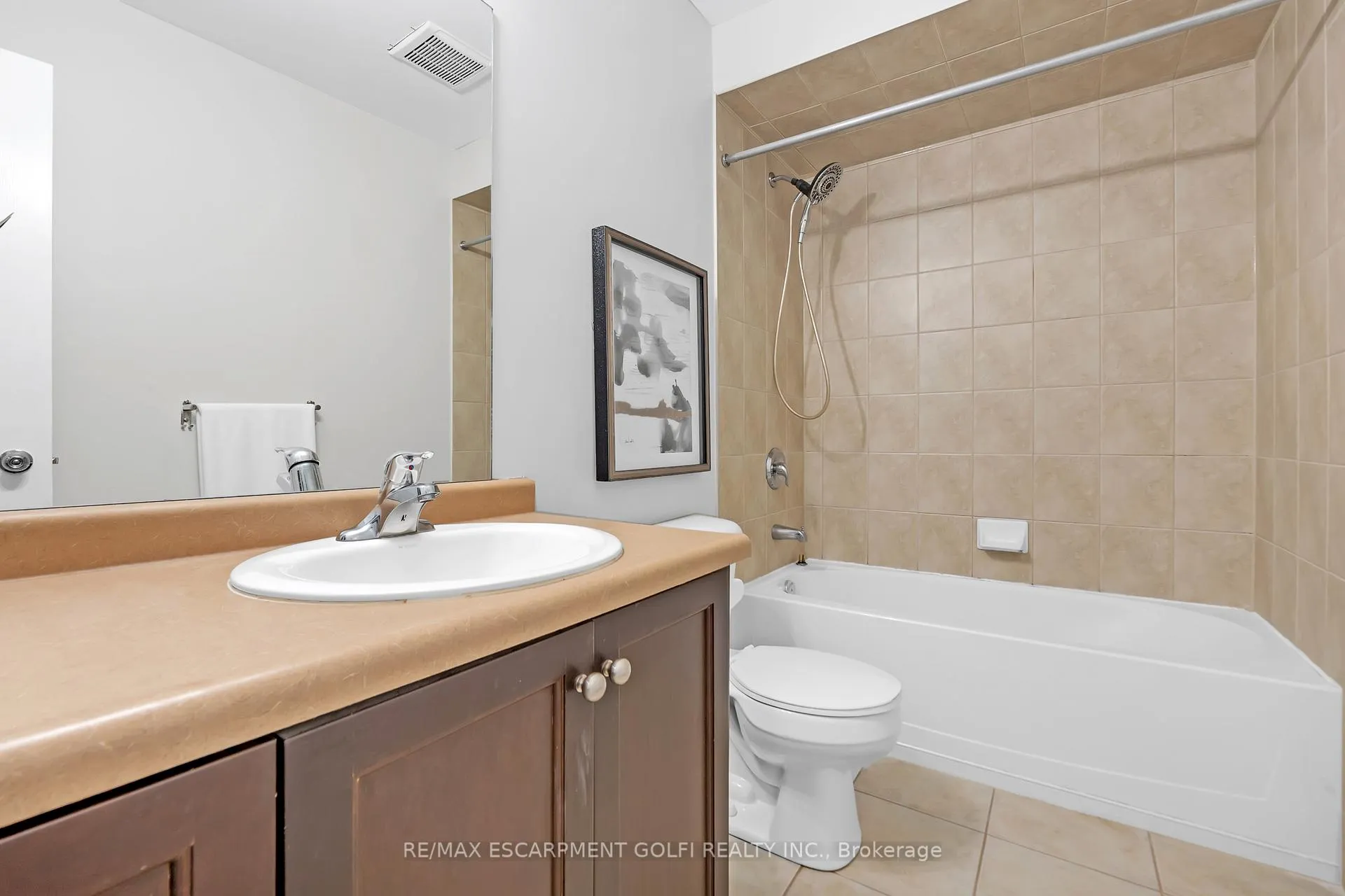 Photo 31 of Unit 12, 151 Green Road, Hamilton, Corman — HOMEH