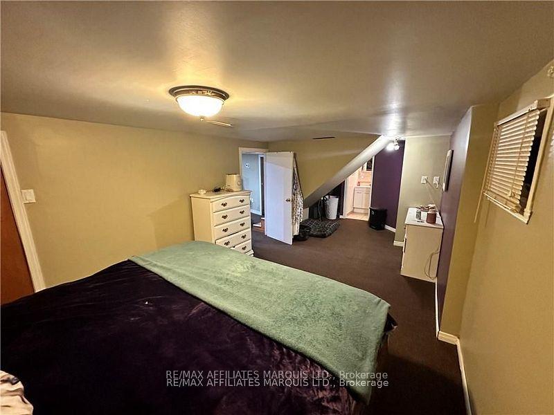 Photo 16 of 346 Thirteenth Street W, Cornwall — HOMEH