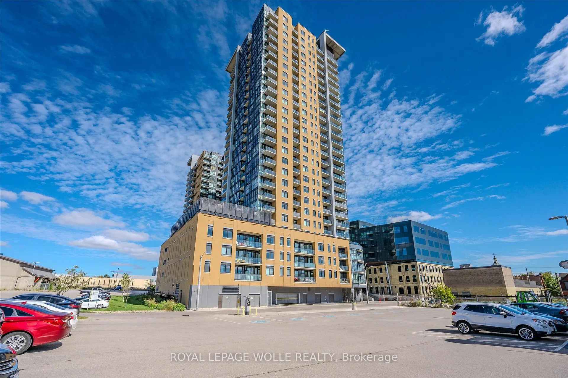 Photo 14 of Unit 416, 108 Garment Street, Kitchener — HOMEH