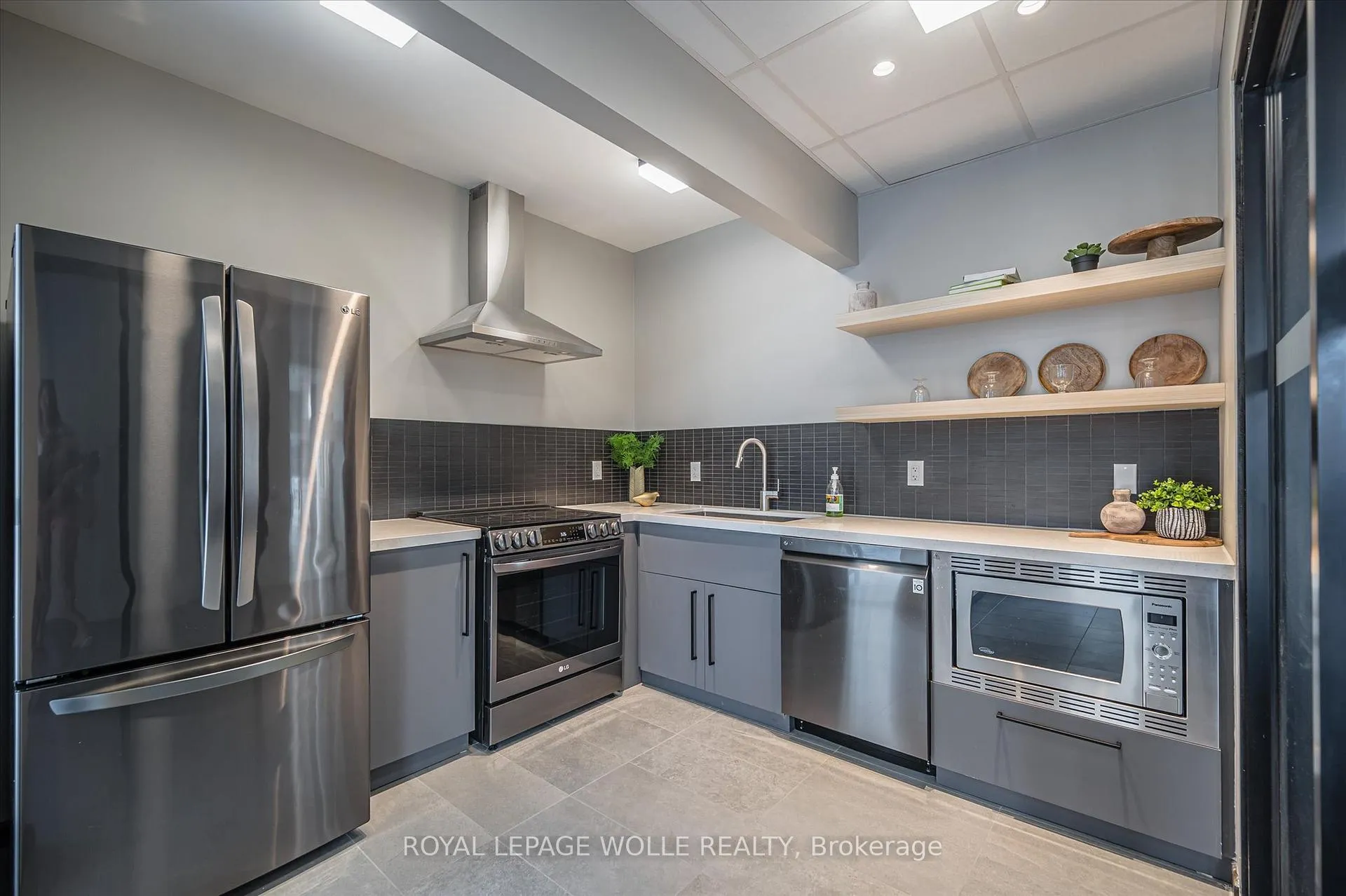 Photo 39 of Unit 416, 108 Garment Street, Kitchener — HOMEH