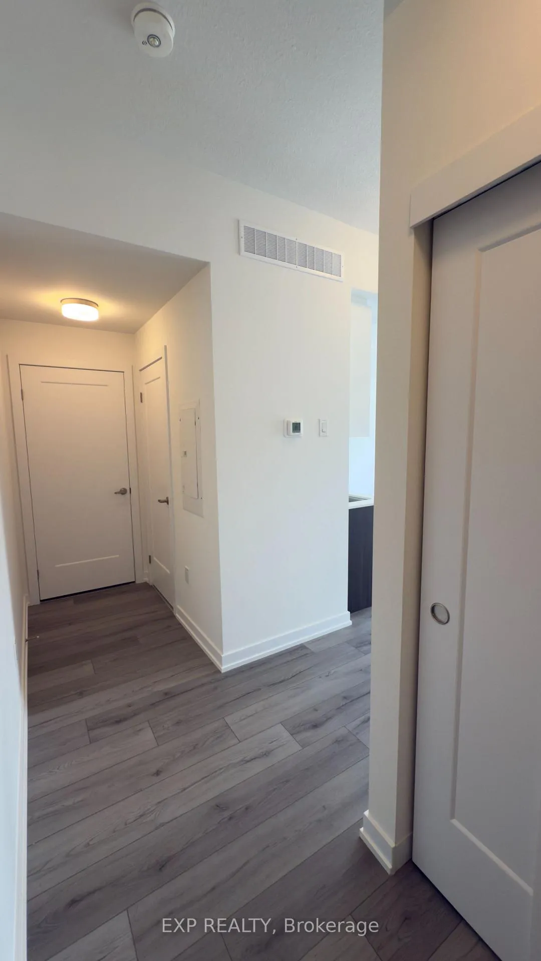 Photo 5 of Unit L20, 40 Palace Street N, Kitchener — HOMEH