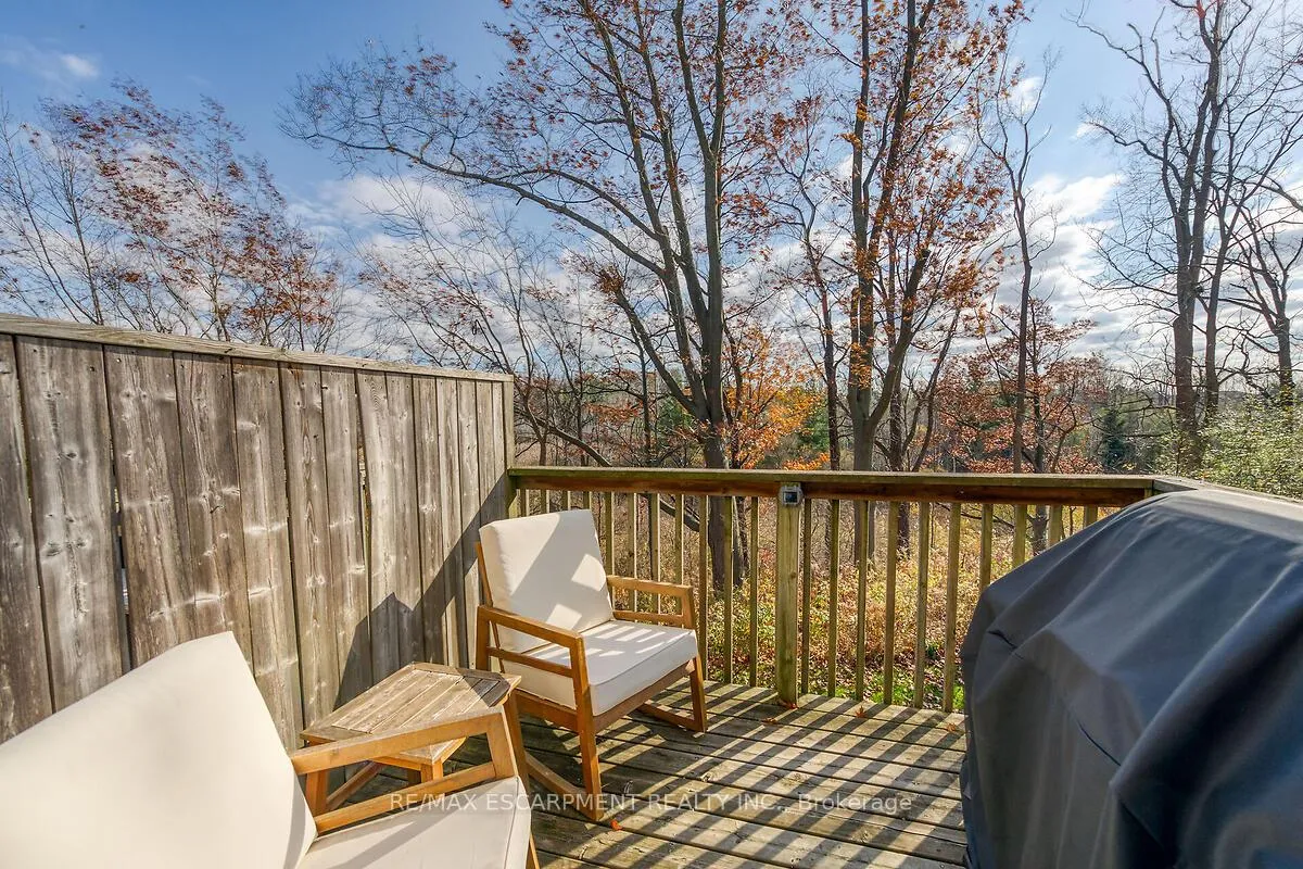 Photo 18 of 80 Myers Lane, Hamilton, Ancaster — HOMEH