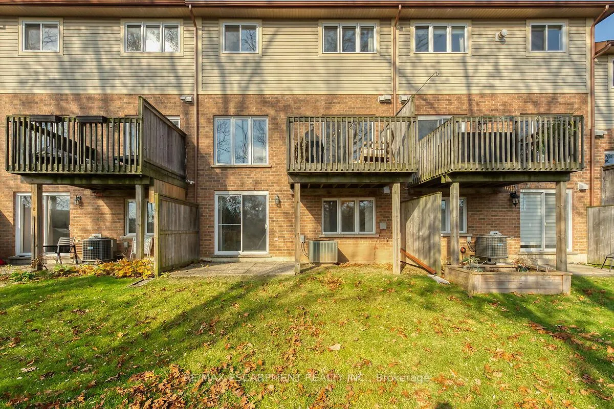 Photo 39 of 80 Myers Lane, Hamilton, Ancaster — HOMEH