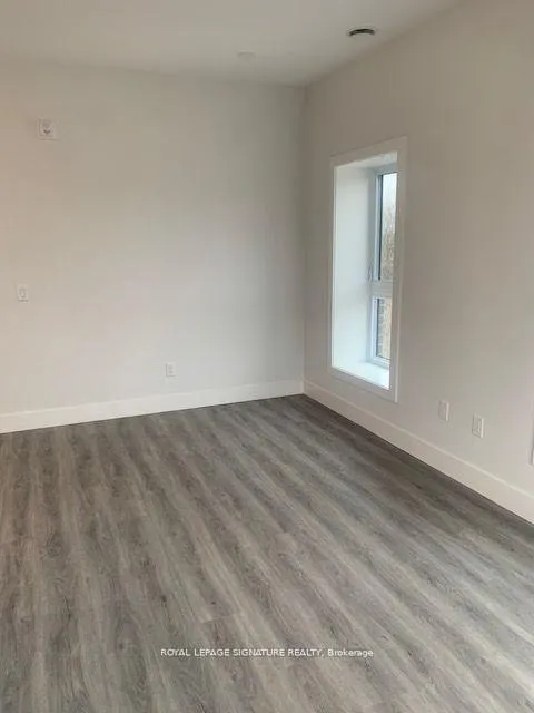 Photo 5 of Unit 513, 1000 Lackner Place, Kitchener — HOMEH