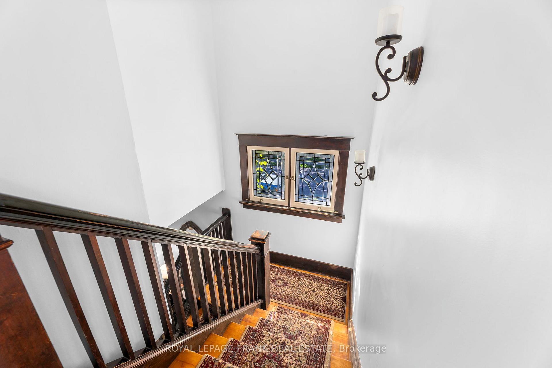 Photo 14 of 30 Lowe Street, Clarington, Bowmanville — HOMEH