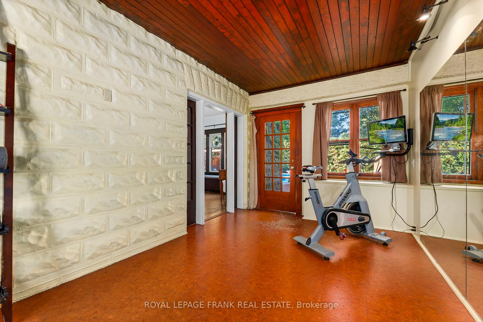 Photo 23 of 30 Lowe Street, Clarington, Bowmanville — HOMEH