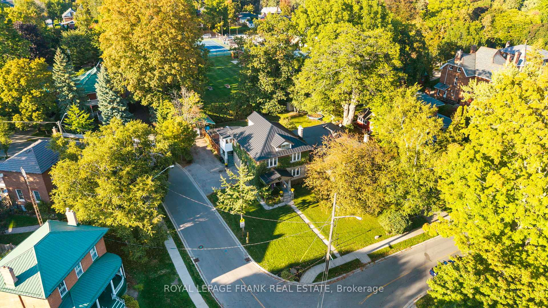 Photo 45 of 30 Lowe Street, Clarington, Bowmanville — HOMEH