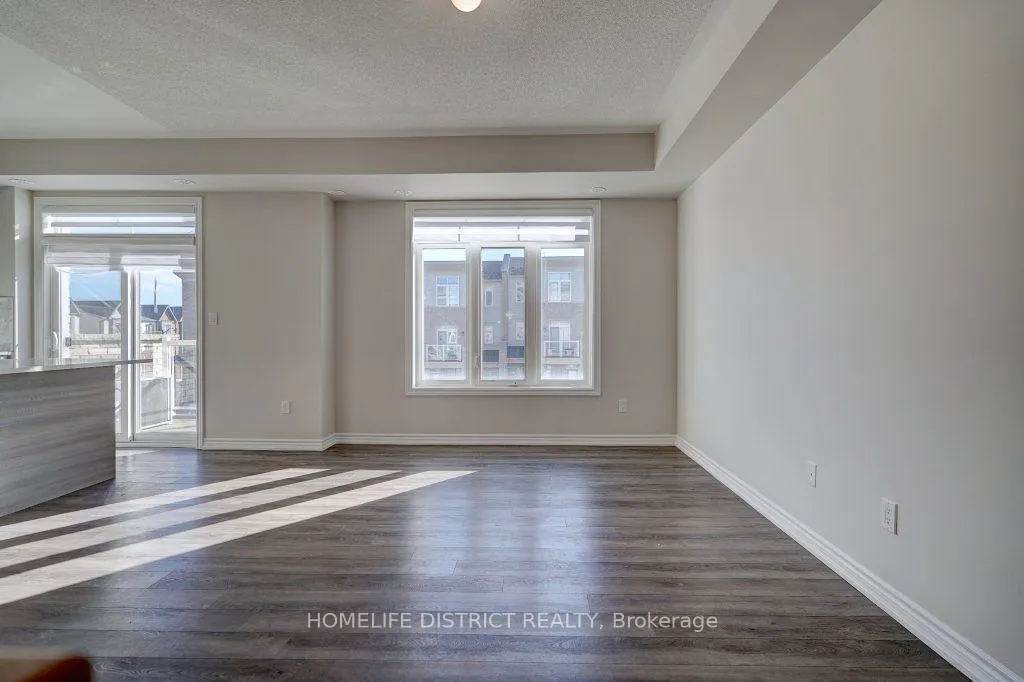 Photo 7 of Unit 94, 1802 Rex Heath Drive, Pickering, Duffin Heights — HOMEH