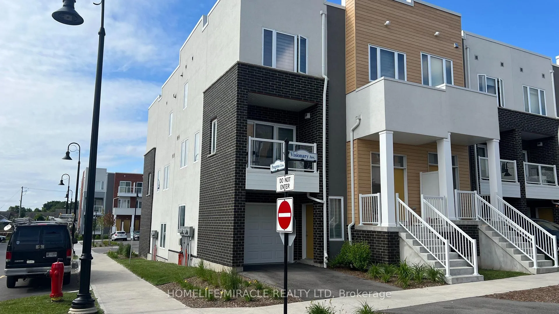 Photo 9 of 16 Visionary Avenue, Kitchener — HOMEH