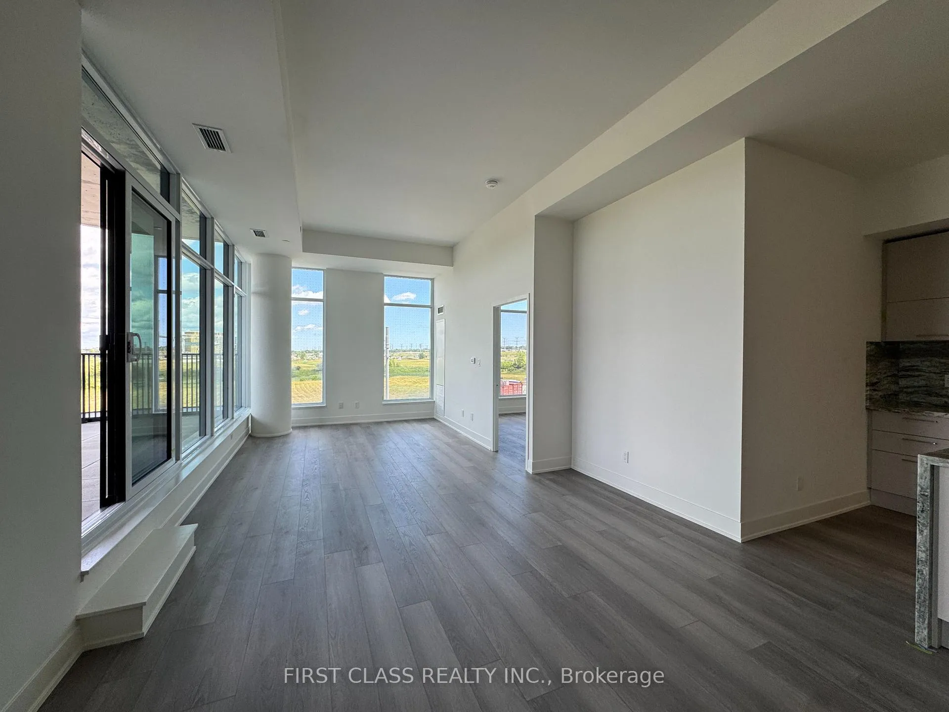 Photo 7 of Unit 304, 56 Andre de Grasse Street, Markham, Unionville — HOMEH