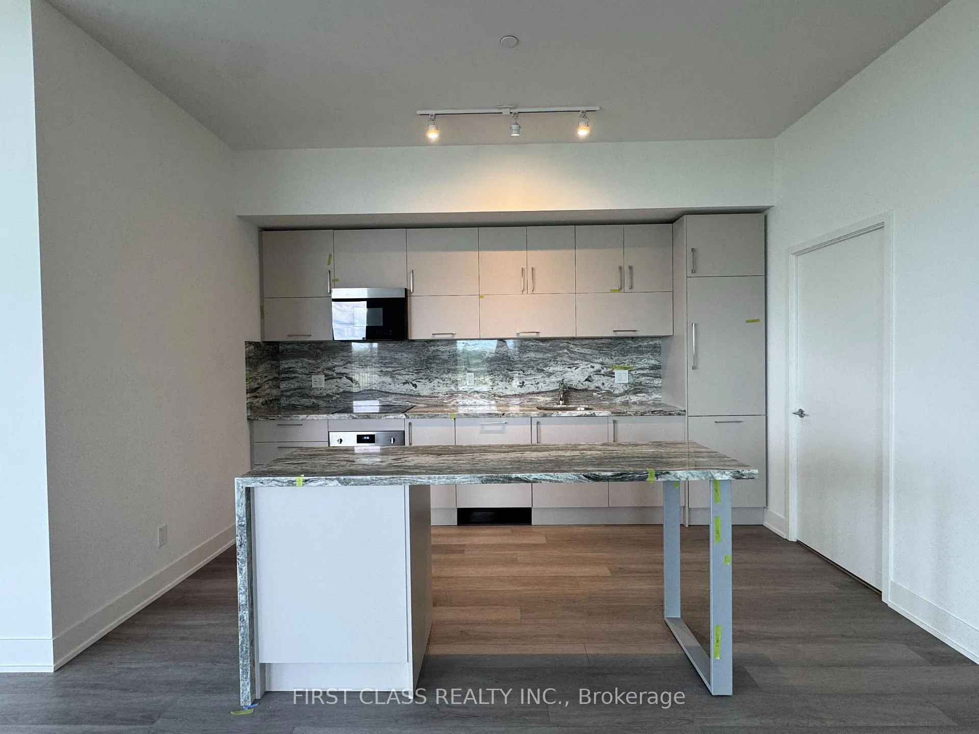 Photo 10 of Unit 304, 56 Andre de Grasse Street, Markham, Unionville — HOMEH