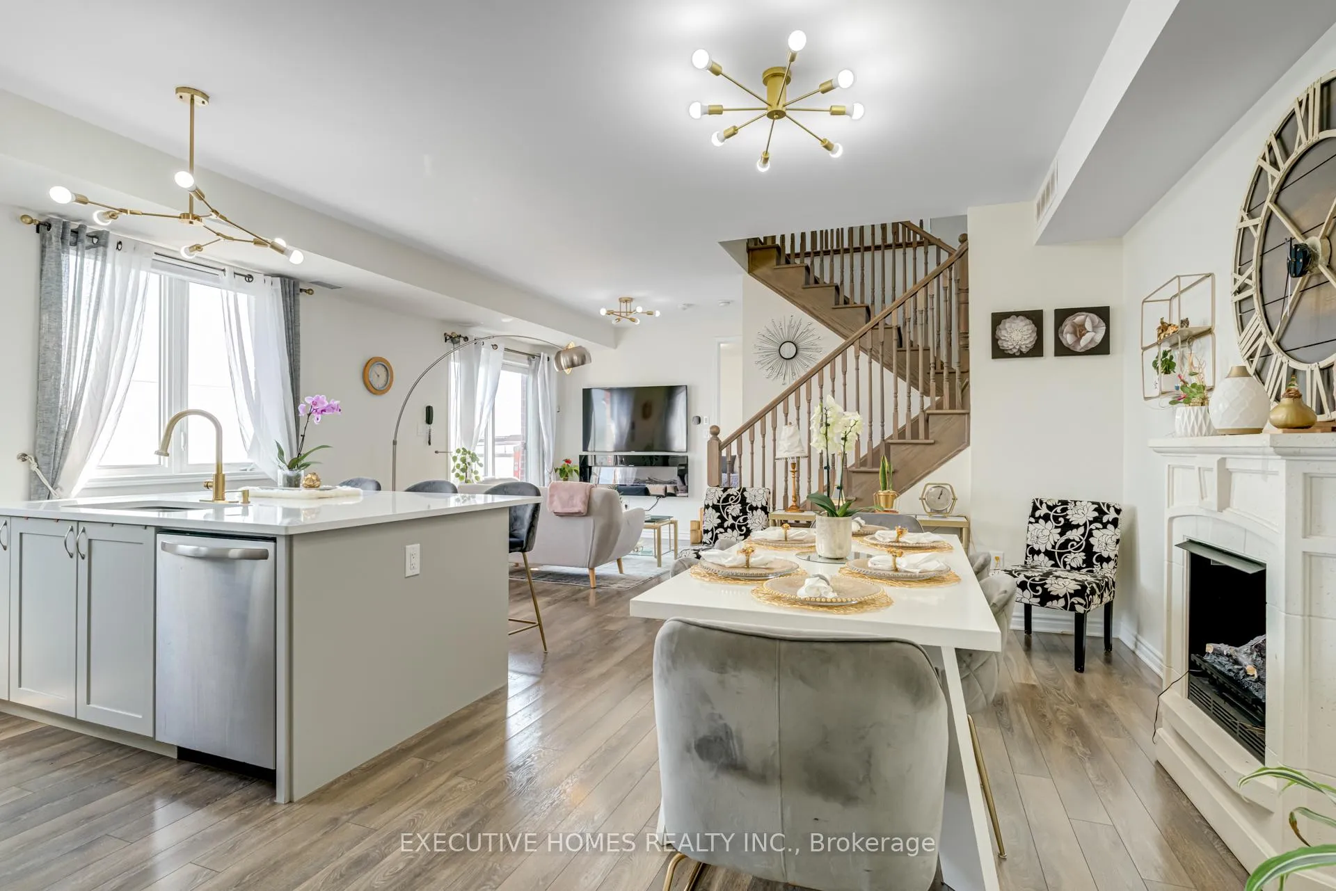 Photo 2 of Unit 507, 1148 Dragonfly Avenue, Pickering, Rural Pickering — HOMEH