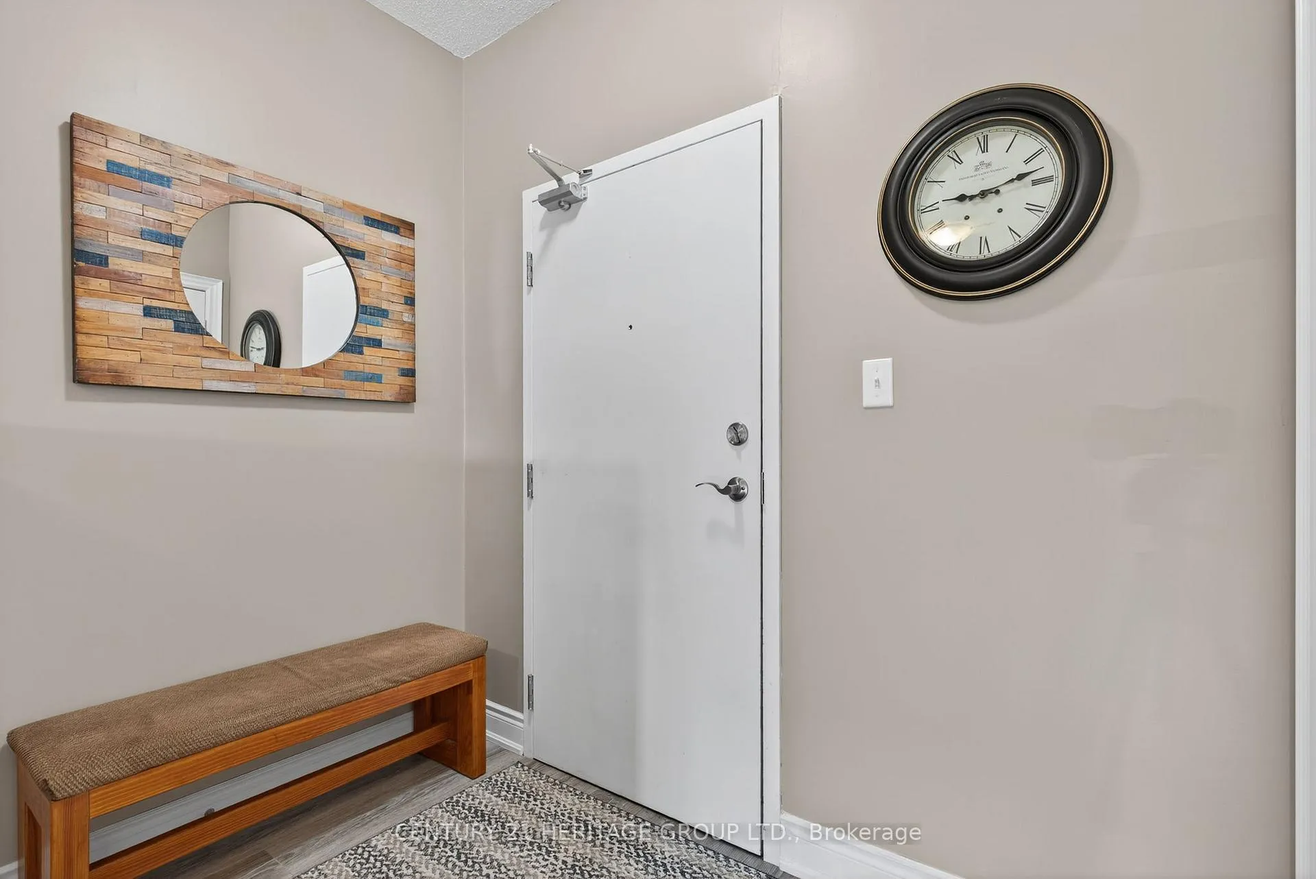 Photo 8 of Unit 206, 40 Ferndale Drive S, Barrie, Ardagh — HOMEH
