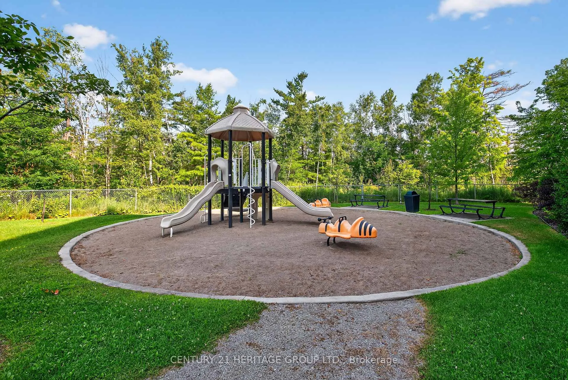 Photo 32 of Unit 206, 40 Ferndale Drive S, Barrie, Ardagh — HOMEH