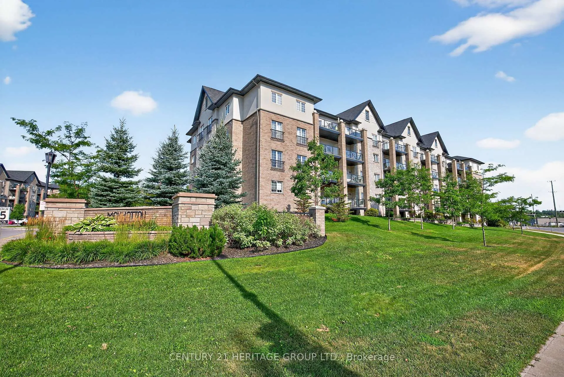 Photo 36 of Unit 206, 40 Ferndale Drive S, Barrie, Ardagh — HOMEH