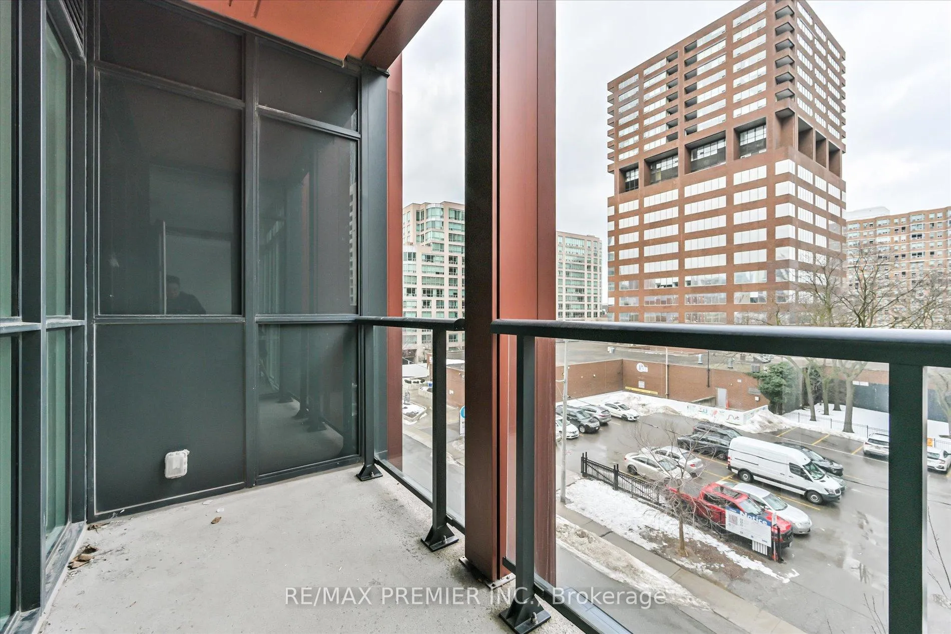 Photo 13 of Unit 407, 32 Davenport Road, Toronto, The Annex — HOMEH