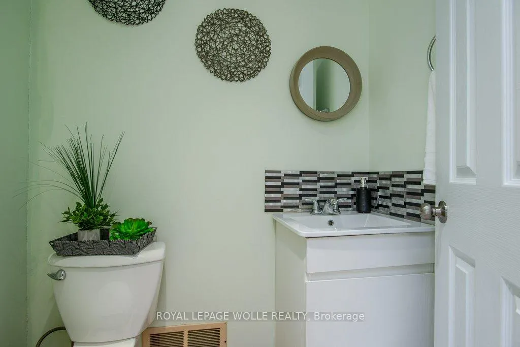 Photo 11 of Unit 3, 634 Strasburg Road, Kitchener — HOMEH