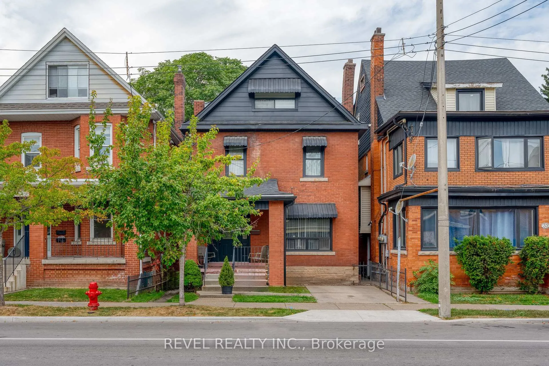 Photo 1 of 34 Sherman Avenue S, Hamilton, Gibson — HOMEH