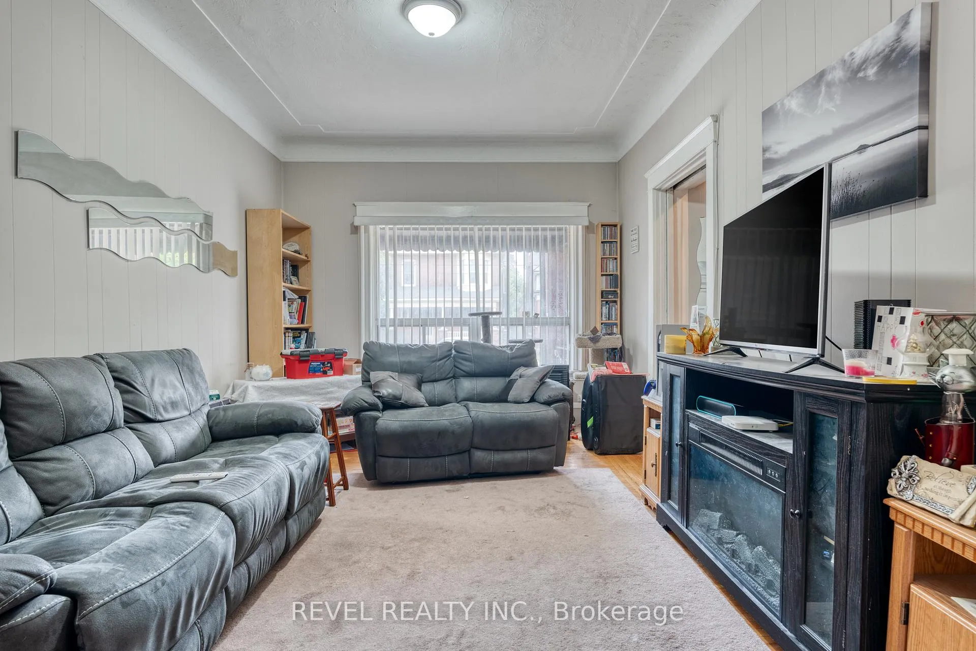 Photo 4 of 34 Sherman Avenue S, Hamilton, Gibson — HOMEH