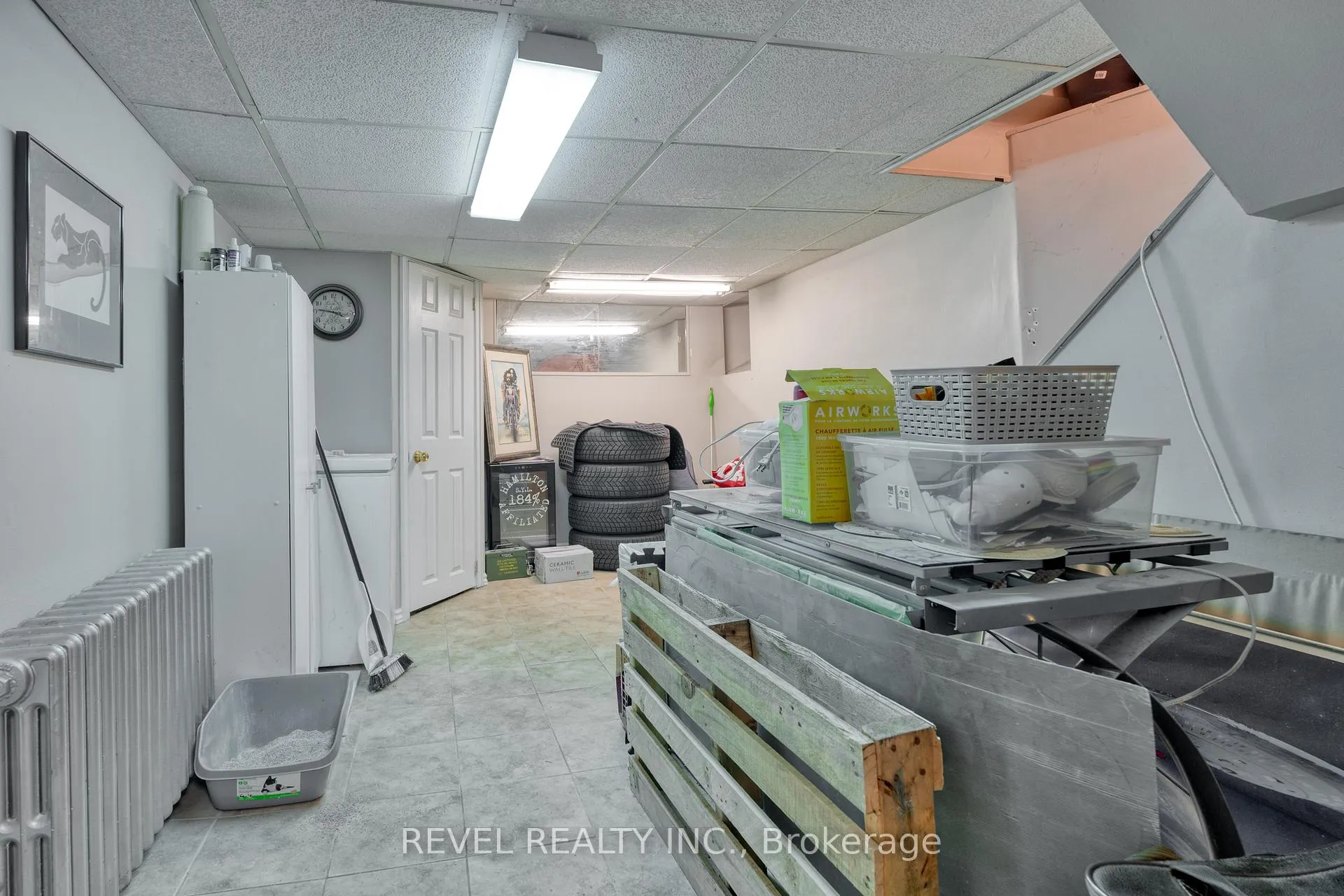 Photo 12 of 34 Sherman Avenue S, Hamilton, Gibson — HOMEH